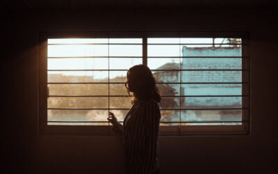 Estudo revela que pandemia afetou desproporcionalmente saúde mental das mulheres