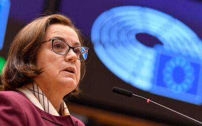 Ana Paula Zacarias diz que tradição comunista atrasa vacinação no Leste Europeu