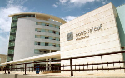 Incêndio no Hospital CUF Descobertas em Lisboa está a ser combatido por 30 bombeiros