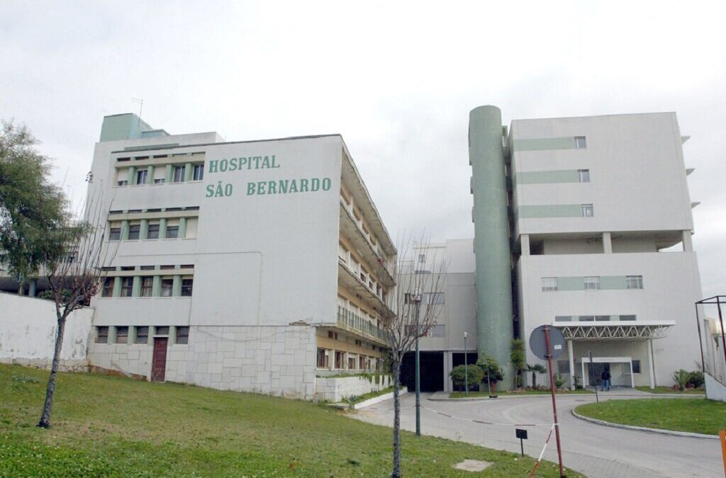 Manuel Pizarro diz que contrato para ampliação do hospital de Setúbal já foi assinado