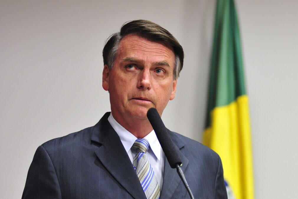 Procuradoria pede arquivo de queixas contra Bolsonaro na gestão pandémica