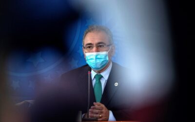 Ministro brasileiro diz que veio a Portugal por convite académico e minimiza opositores