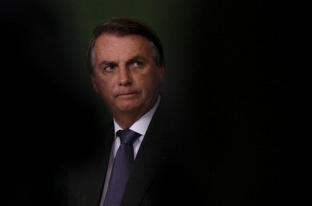 Presidente brasileiro vai ao Supremo contra pedido para ser banido das redes sociais