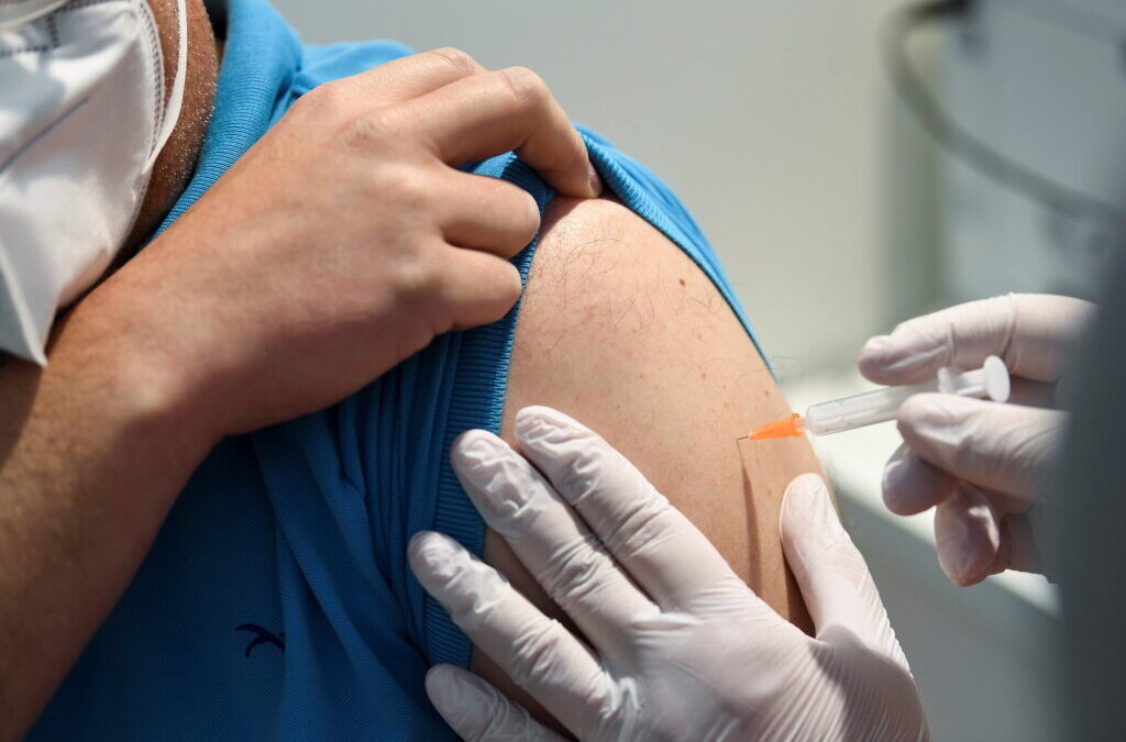 Doentes internados no Funchal não estão vacinados contra a Covid-19