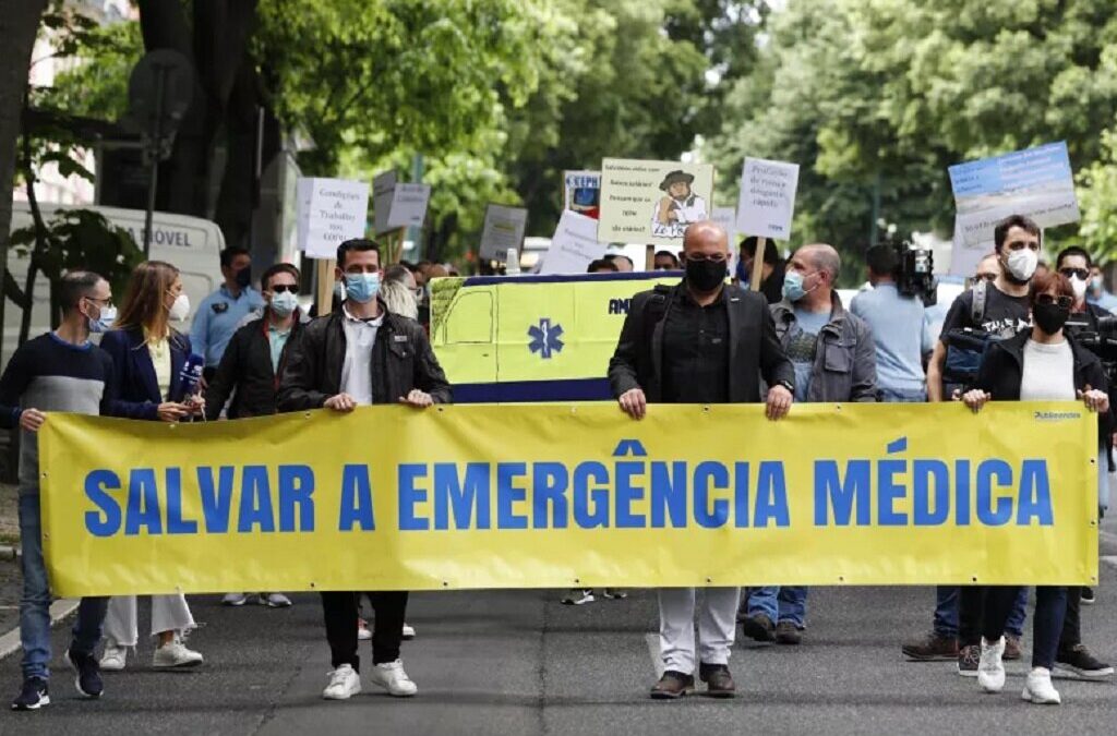 Técnicos de emergência pré-hospitalar realizam hoje greve e concentração em frente ao INEM