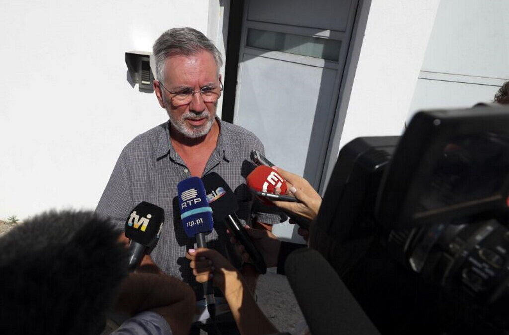 Ex-ministro Armando Vara sai em liberdade da prisão de Évora
