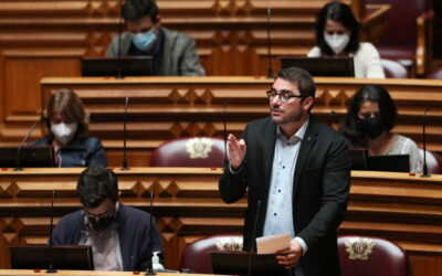 PCP diz que maioria absoluta do PS será sinónimo de recusa em dar respostas precisas