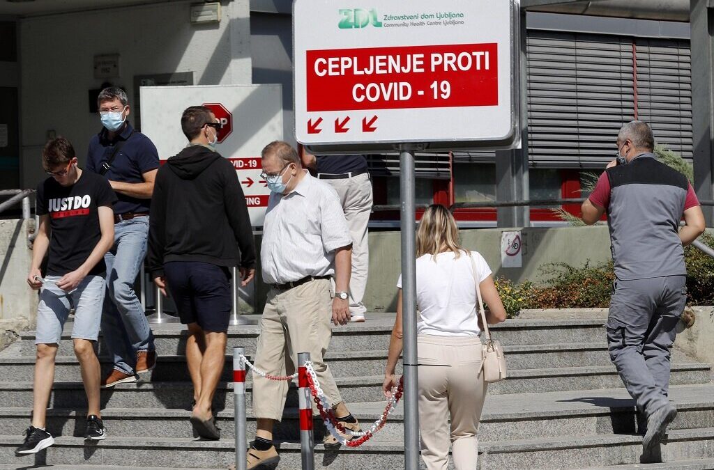 Cerca de 30 médicos e enfermeiros italianos dão ajuda na Eslovénia