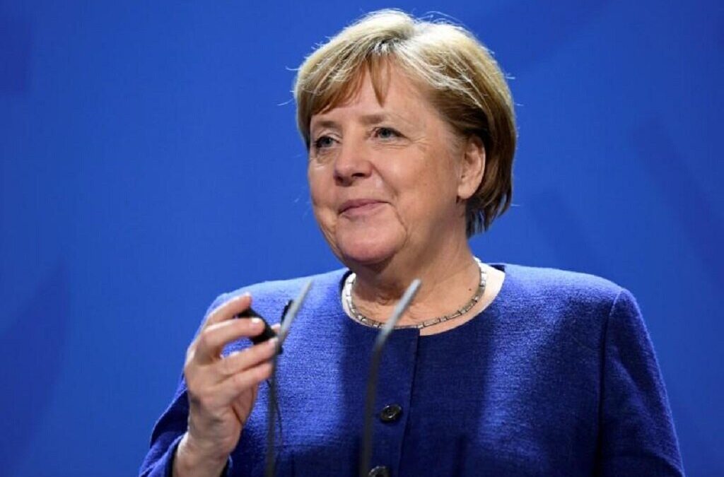 Angela Merkel lamenta as 100 mil mortes na Alemanha e pede mais restrições