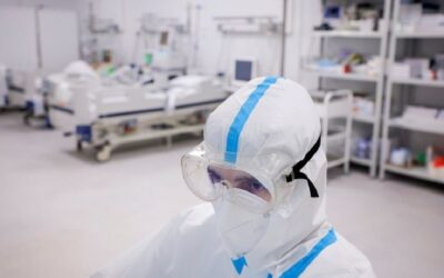 Kremlin preocupado com médicos sobrecarregados decreta uma semana sem trabalho