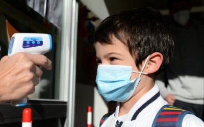 EMA avalia administração de vacina da Moderna a partir dos 6 anos