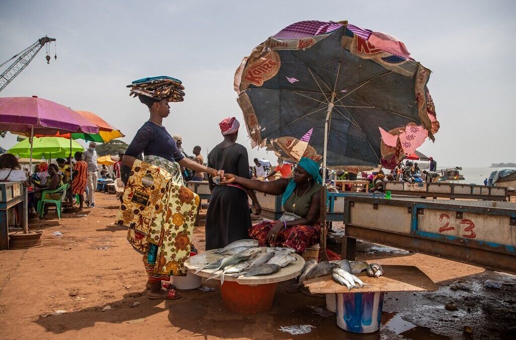 Vendedoras guineenses indignadas com aumento de preços pedem intervenção do Governo