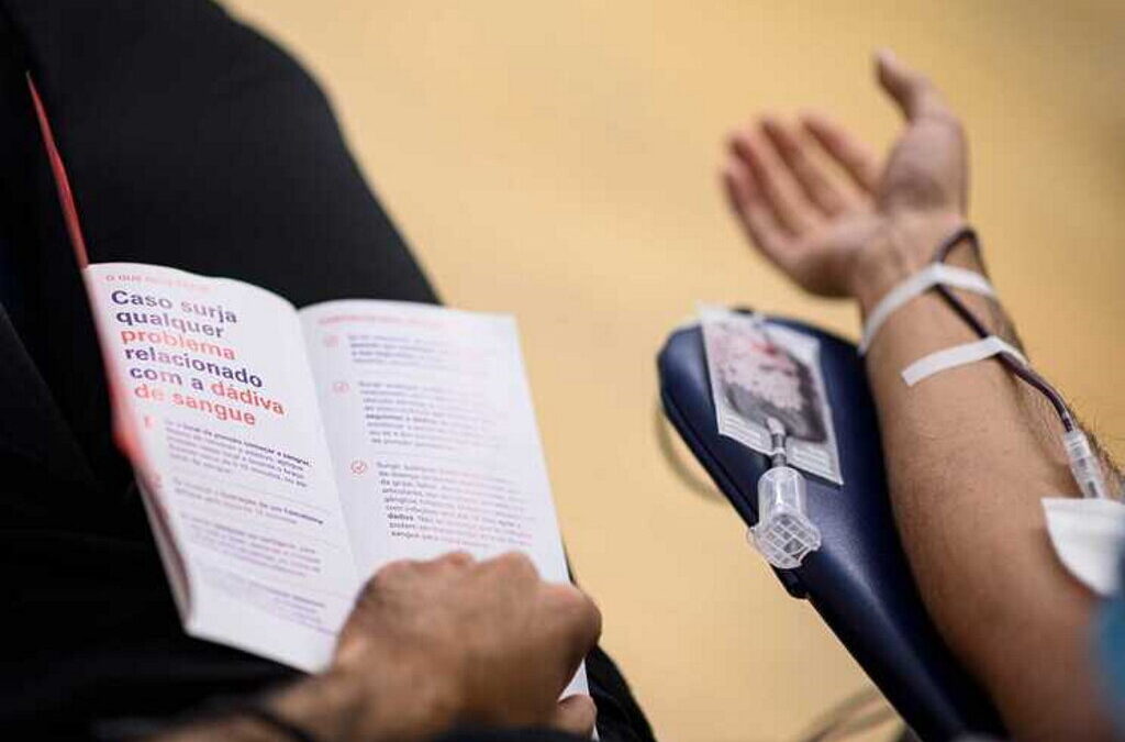 Assembleia da República aprova proibição de discriminação na doação de sangue por orientação sexual
