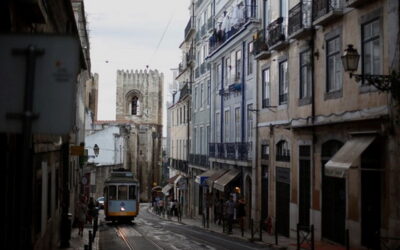 Portugal contabiliza 1.816 novos casos e oito mortes