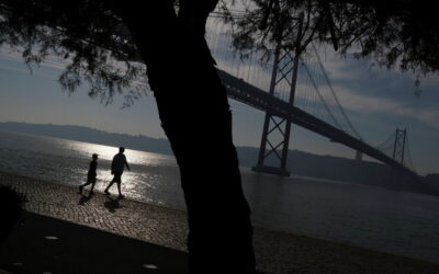 Portugal com 1.182 novos casos oito mortes