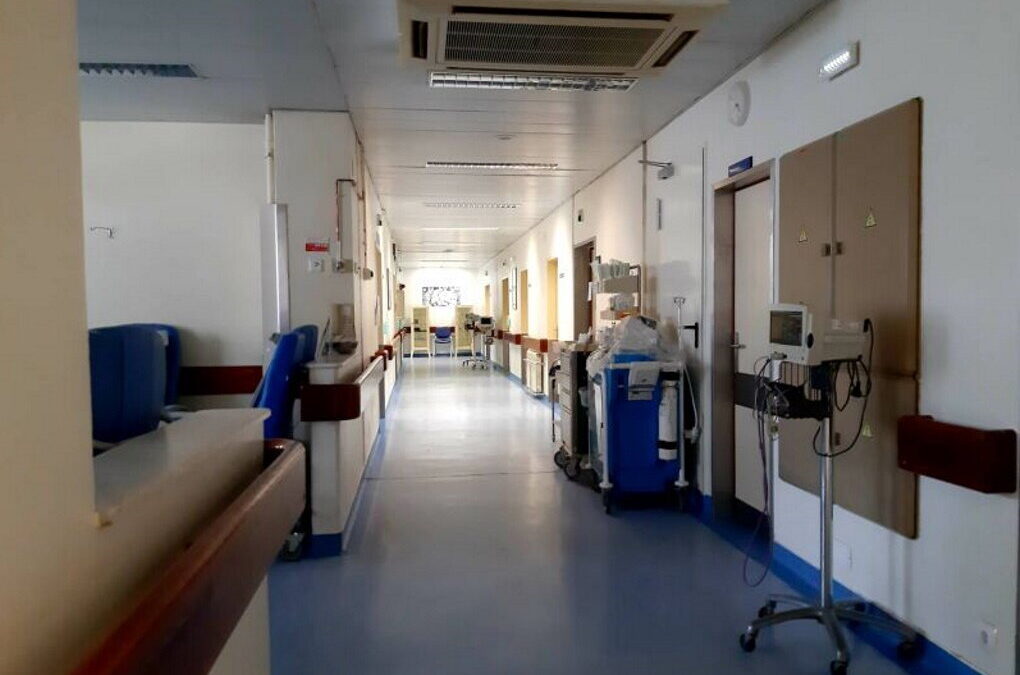 Centro Hospitalar Lisboa Norte está a recrutar especialistas e internos de Cirurgia Geral