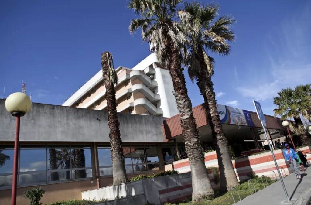 Após ataque informático hospital de Almada continua em contingência