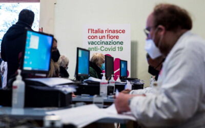 Dentista italiano apresenta braço falso para vacinar e conseguir certificado