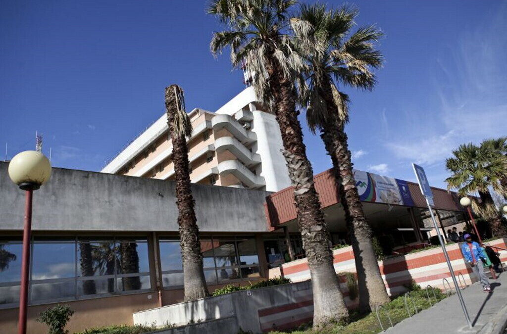 Hospital de Almada sem novos casos dois dias depois de encerrar urgência pediátrica
