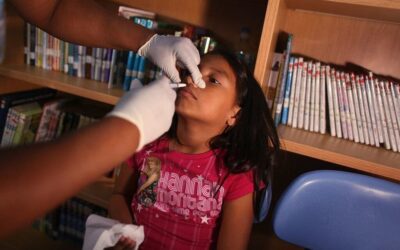 Investigadores sugerem que vacinas nasais protegem melhor contra vírus respiratórios