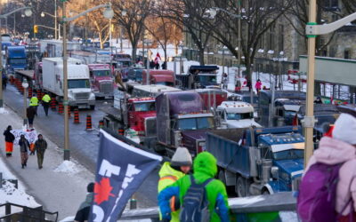 Parlamento canadiano investiga financiamento de protestos anti-vacinas