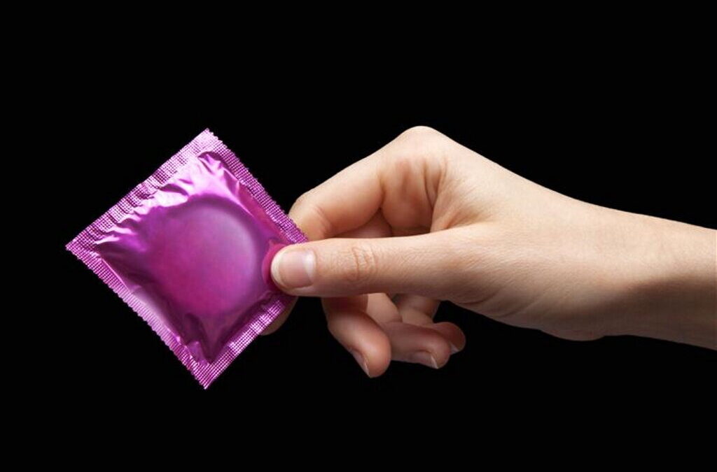 Campanha “Não te esqueças do Topping” incentiva o uso do preservativo