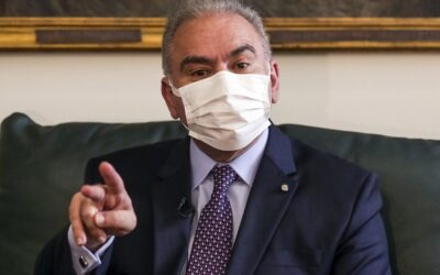 Ministro diz que dose de reforço fará a diferença no combate à pandemia no Brasil