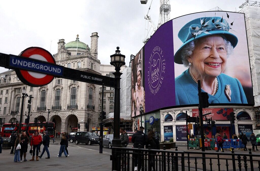Nova infeção de príncipe Charles causa apreensão com saúde da rainha Isabel II