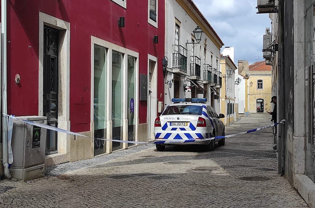 Homicídio com arma branca nas ruas do centro da cidade de Torres Vedras