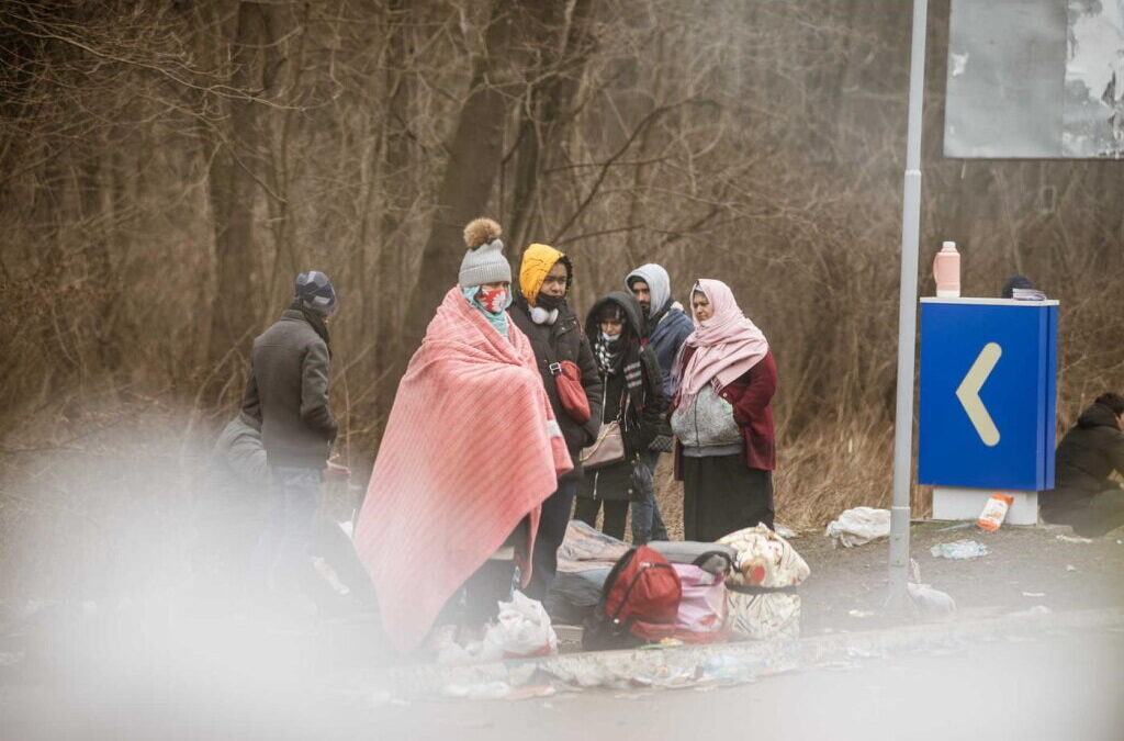 Número de refugiados ucranianos ultrapassa 422 mil pessoas