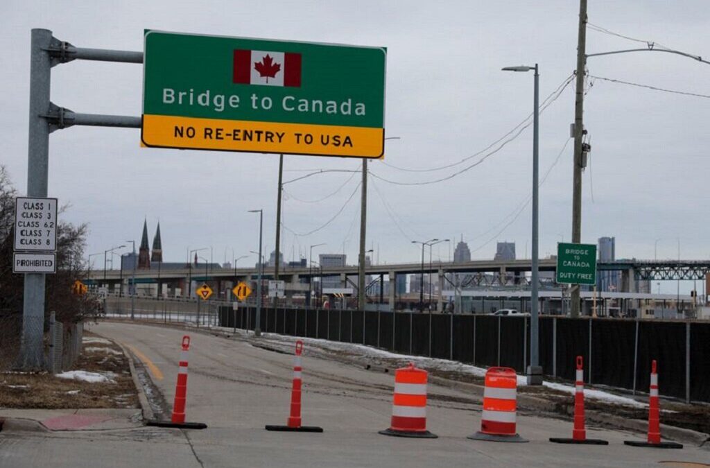 EUA oferecem ajuda ao Canadá para acabar com bloqueios nas fronteiras