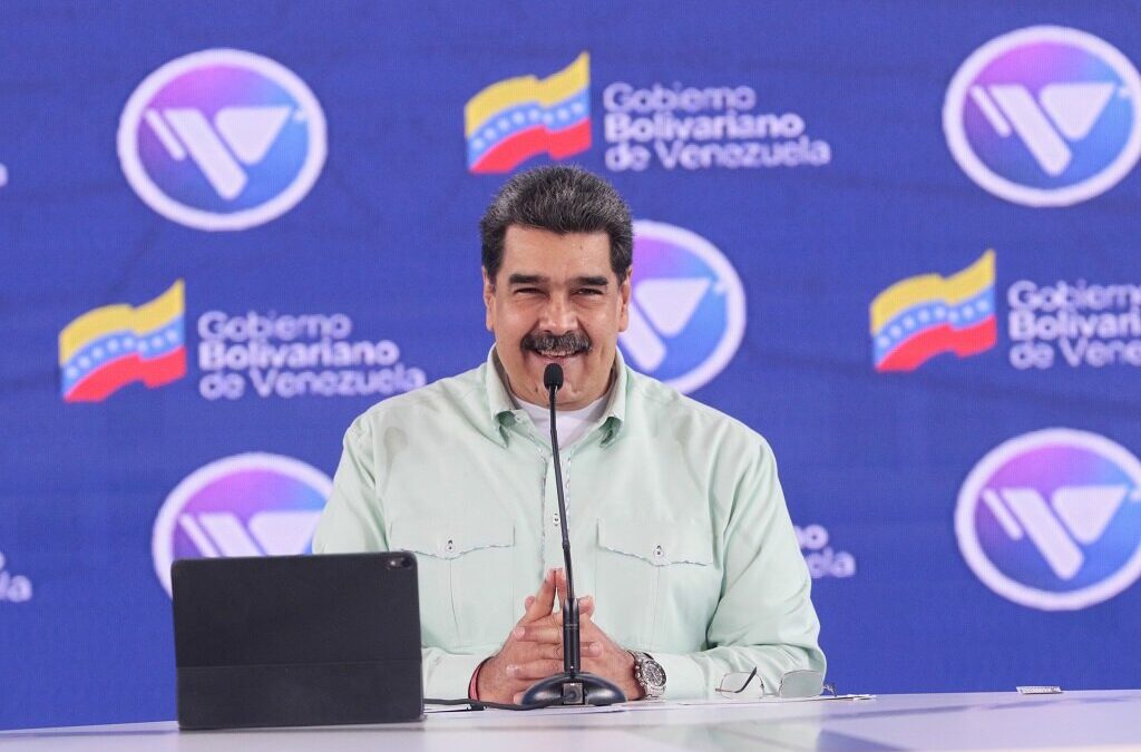 Venezuela torna obrigatória dose de reforço a cada 4 meses