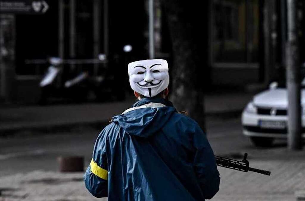 Grupo de ‘hackers’ Anonymous reivindica ataque a televisões russas