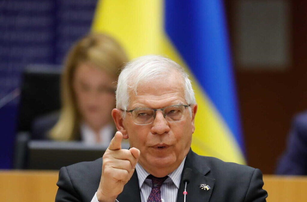 Borrell alerta para possibilidade de chegarem cinco milhões de refugiados à UE
