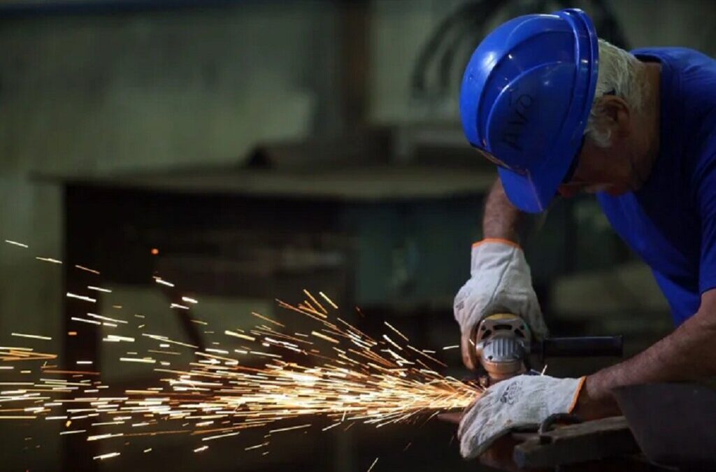 Ucrânia: Metalurgia reclama linhas de crédito para mitigar “graves prejuízos” nos abastecimentos