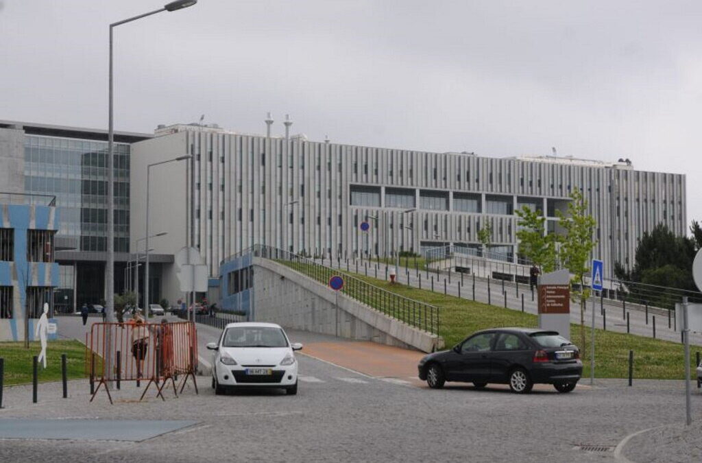 Hospital de Braga aposta em intervenção pouco invasiva contra recorrência de AVC