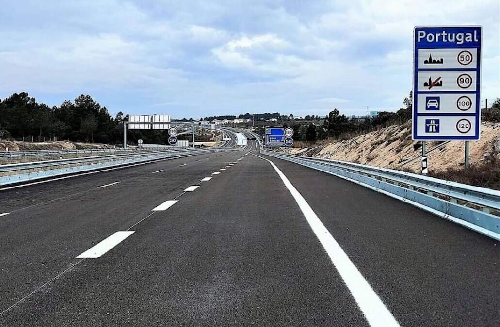 Ligação por autoestrada entre Portugal e Espanha afasta pessoas de Vilar Formoso