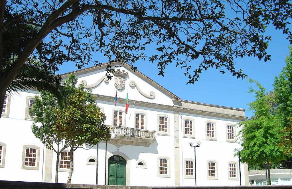 Câmara de São Pedro do Sul aceita competências da saúde