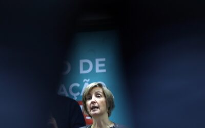 Ministra da Saúde admite “grande preocupação” com atrasos nas juntas médicas