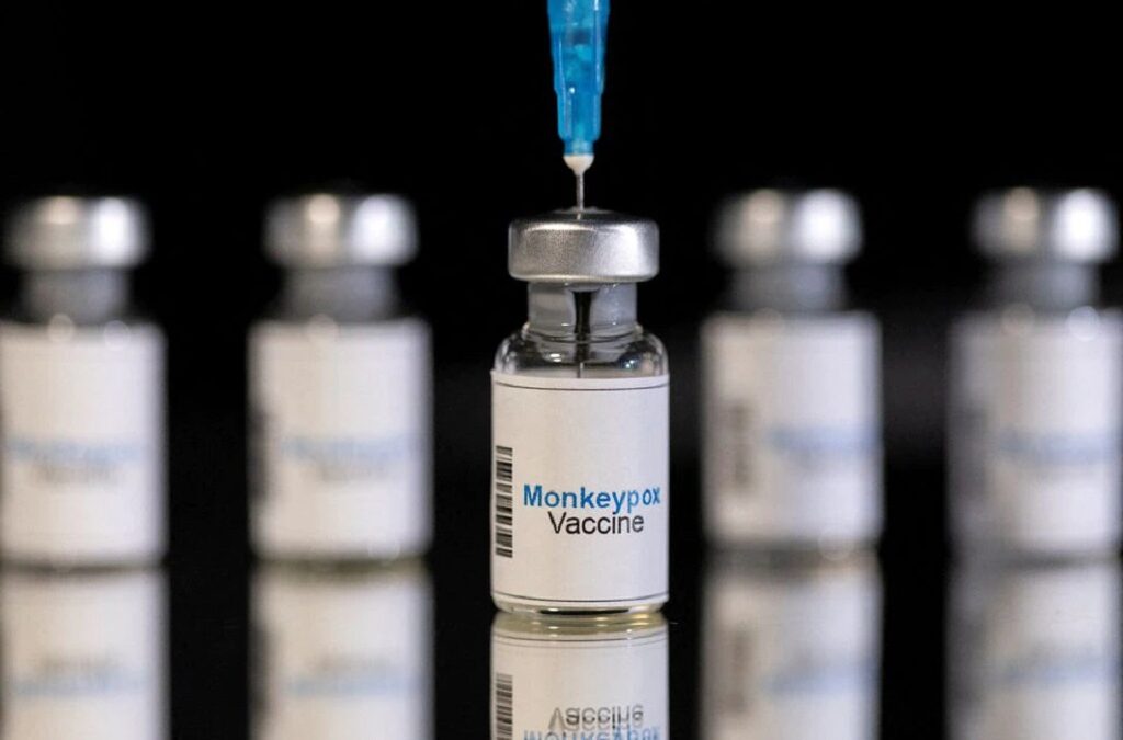 Monkeypox: ONG pedem uso preventivo da vacina nas pessoas de maior risco