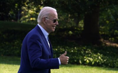 Joe Biden testa positivo à Covid-19 com “sintomas muito ligeiros”