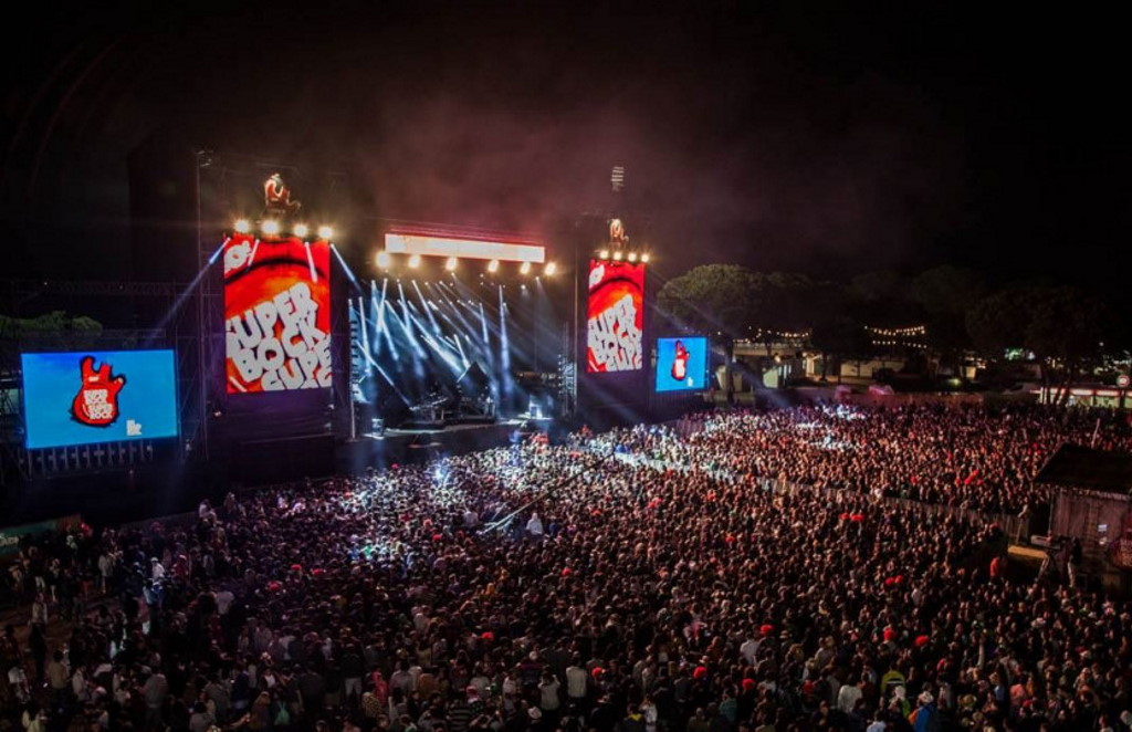 Festival Super Rock pode vir a ser cancelado devido ao risco elevado de incêndio