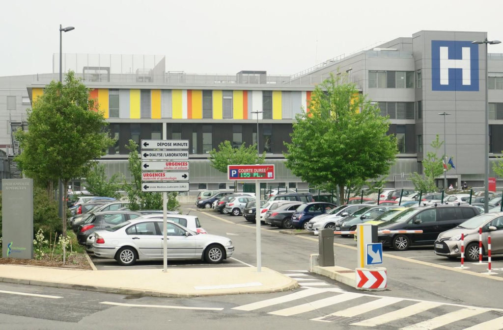 Dados de saúde divulgados após ciberataque a hospital perto de Paris