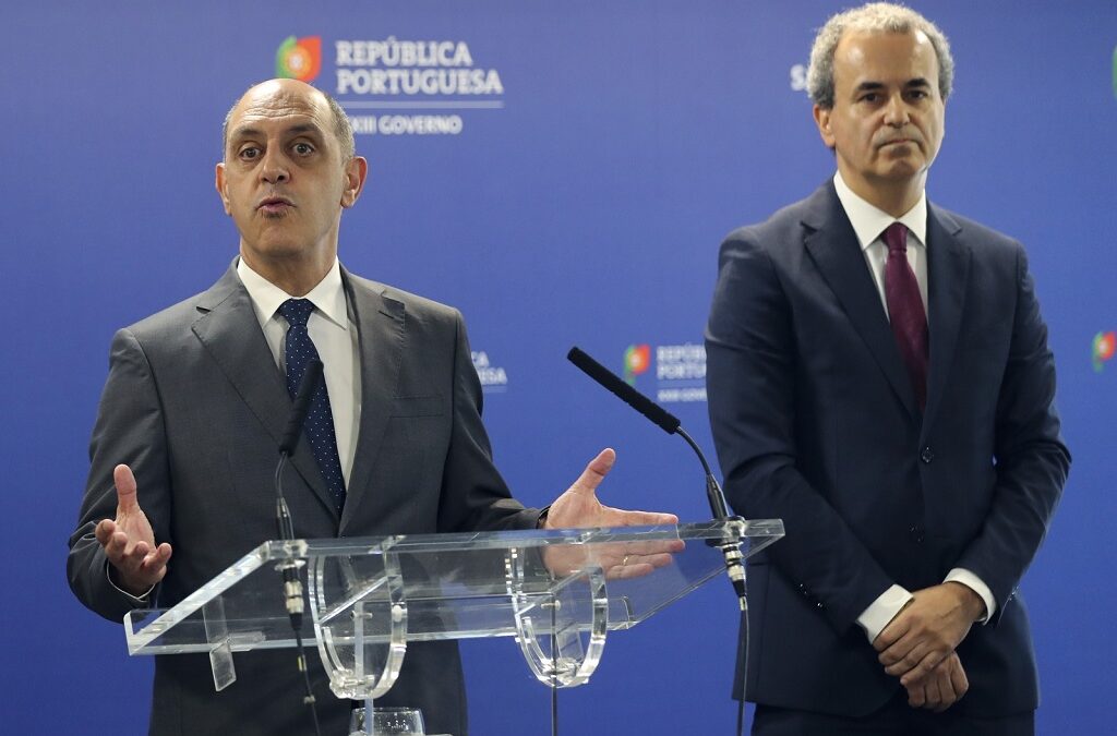 Governo nomeia Fernando Araújo como diretor executivo do SNS por três anos