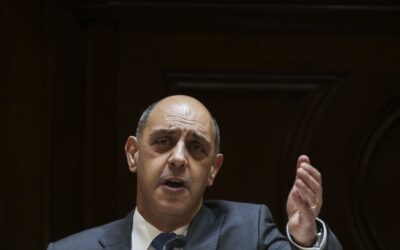 Pizarro não está “excessivamente preocupado” com impacto da inflação no orçamento da Saúde