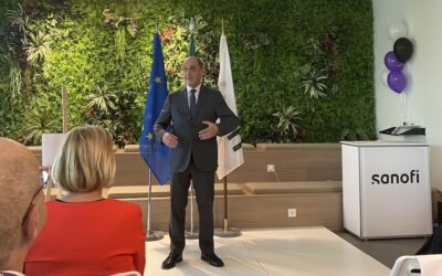 Ministro destaca papel da indústria farmacêutica na promoção da Saúde