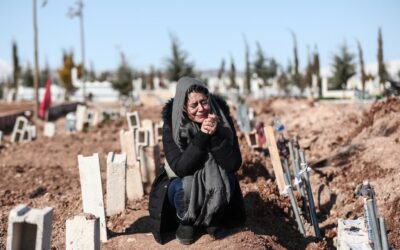 Sismos causaram pelo menos 40.943 mortes na Turquia e na Síria