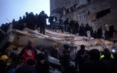 Sismo provoca mais de 1.500 mortos na Turquia e na Síria