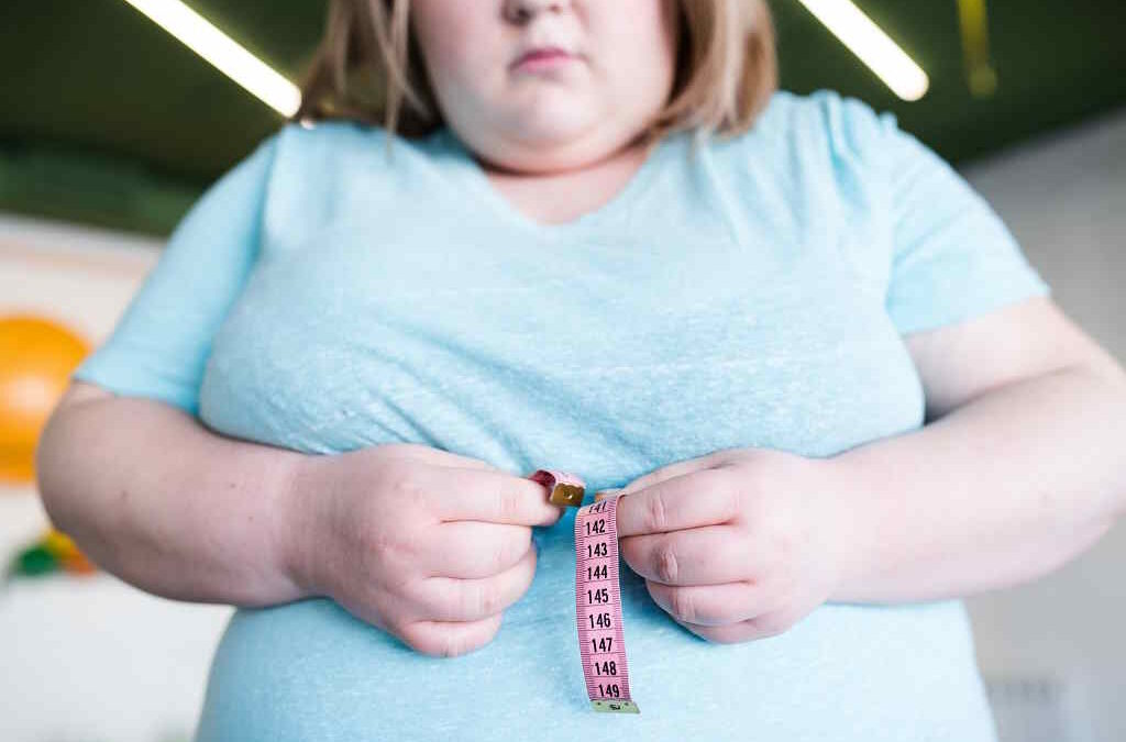 Obesidade abdominal está associada a pior progressão da esclerose múltipla