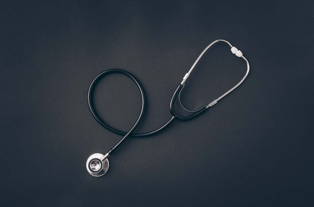Médicos consideram inaceitável grelha salarial do Governo e apresentam contraproposta